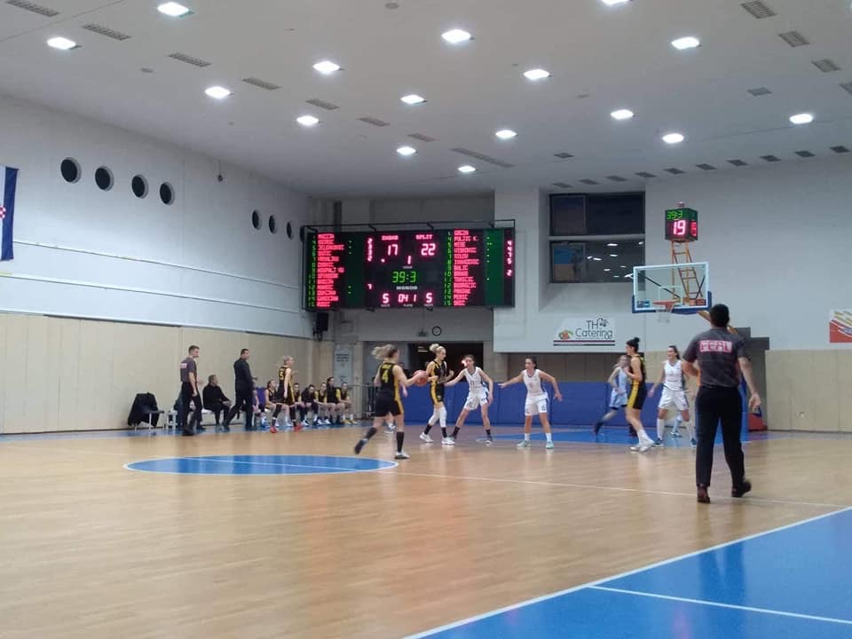 Zadranke na Višnjiku pobijedile lidera Split!