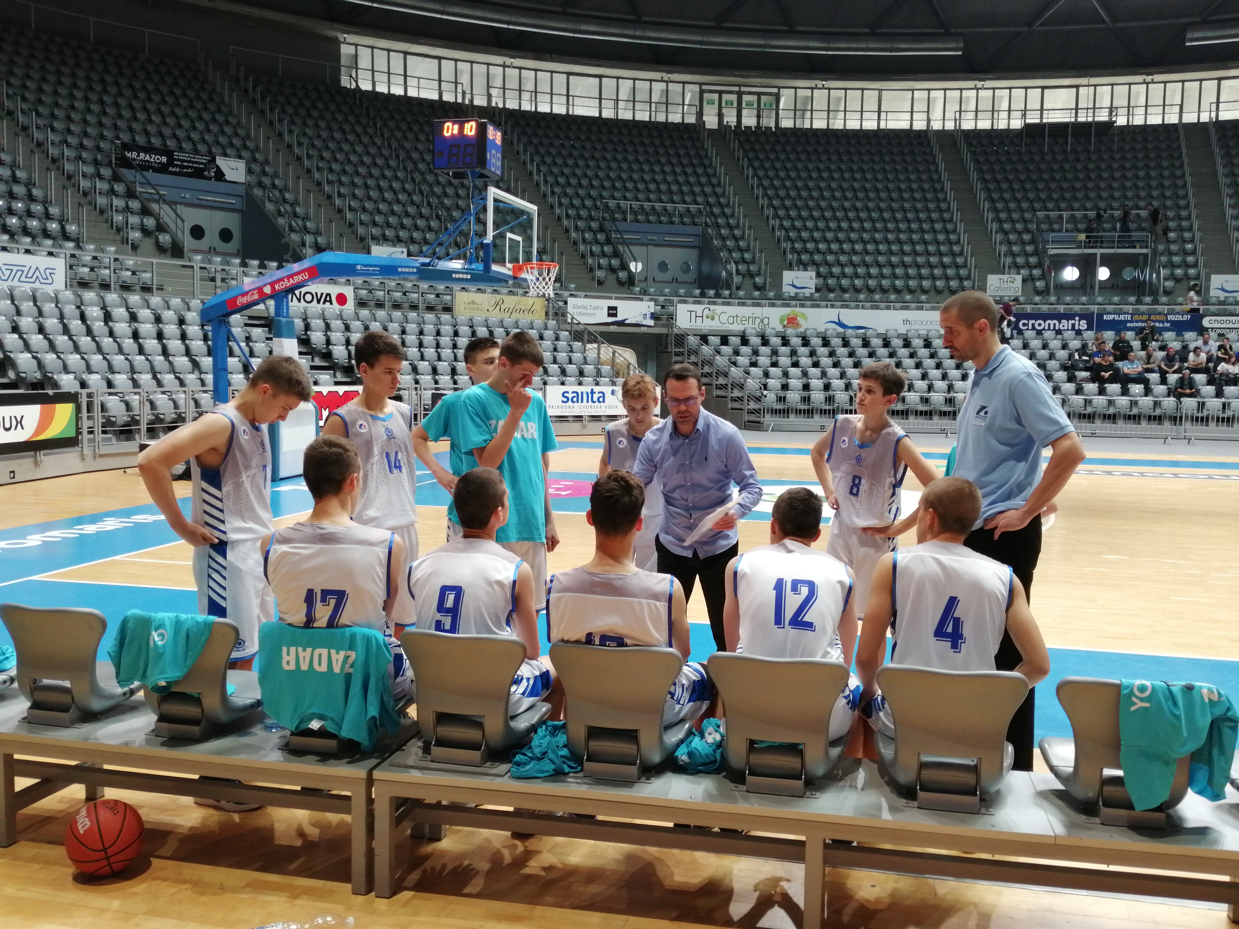 Starta i Jedinstvena pretkadetska košarkaška liga