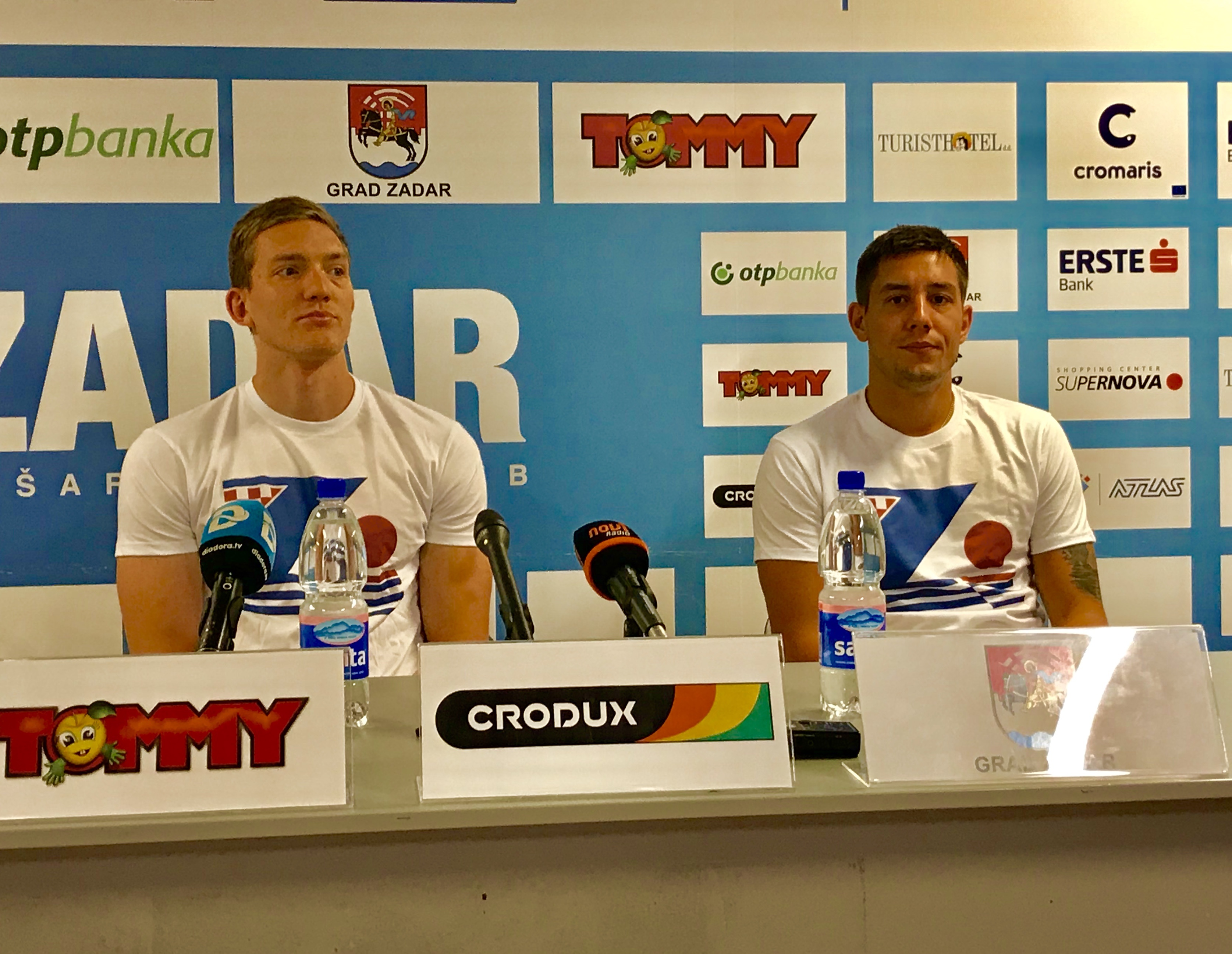 Gilbert: „Sretan sam što ću osjetiti atmosferu ovdje u Zadru!“ Junaković: „Ja sam Dalmatinac i bit će mi čast nositi dres Zadra!“