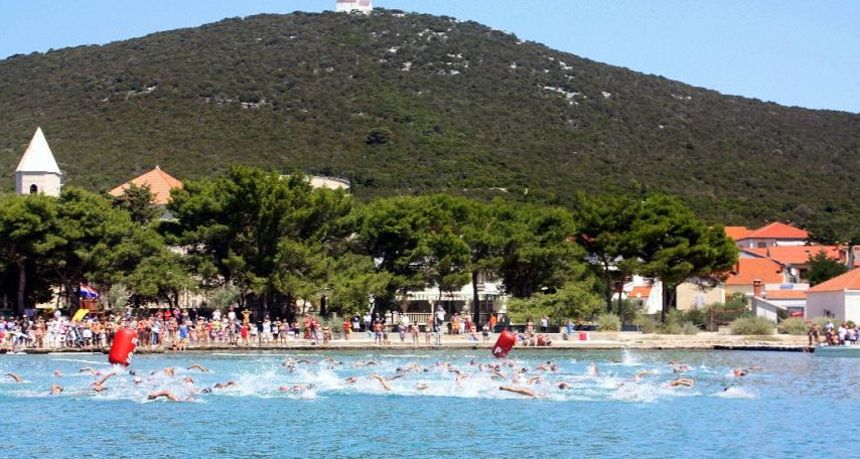 Plivački maraton “Oko Benušića – Ist 2019”