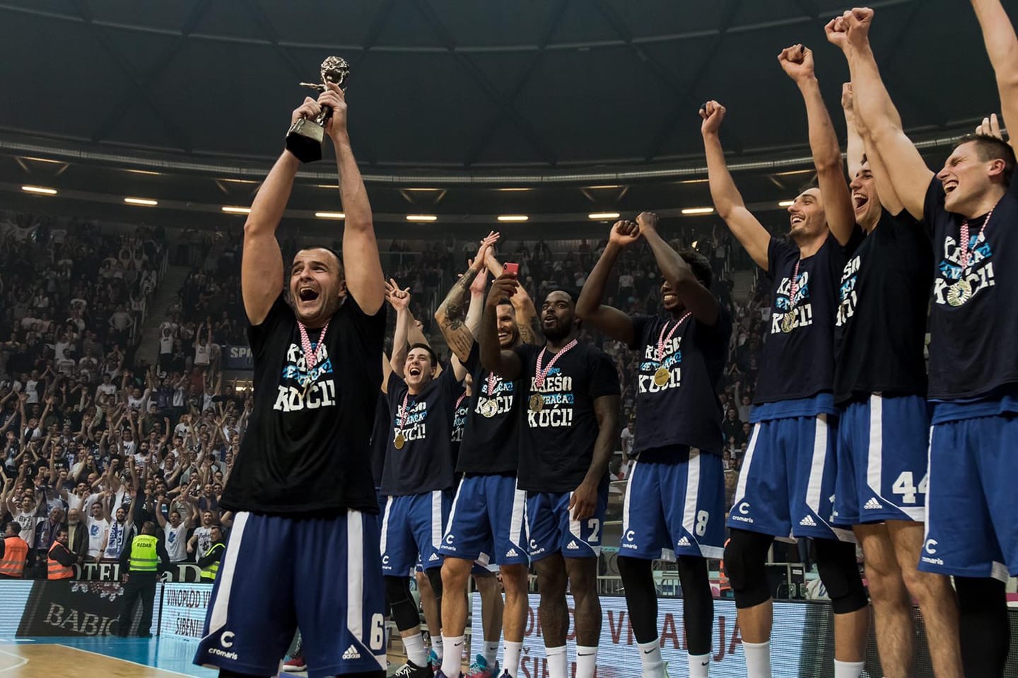 12 heroja uglas poručilo: „Ovakvu atmosferu može napraviti samo Zadar! Huk s tribina nosio nas je do pobjede!“