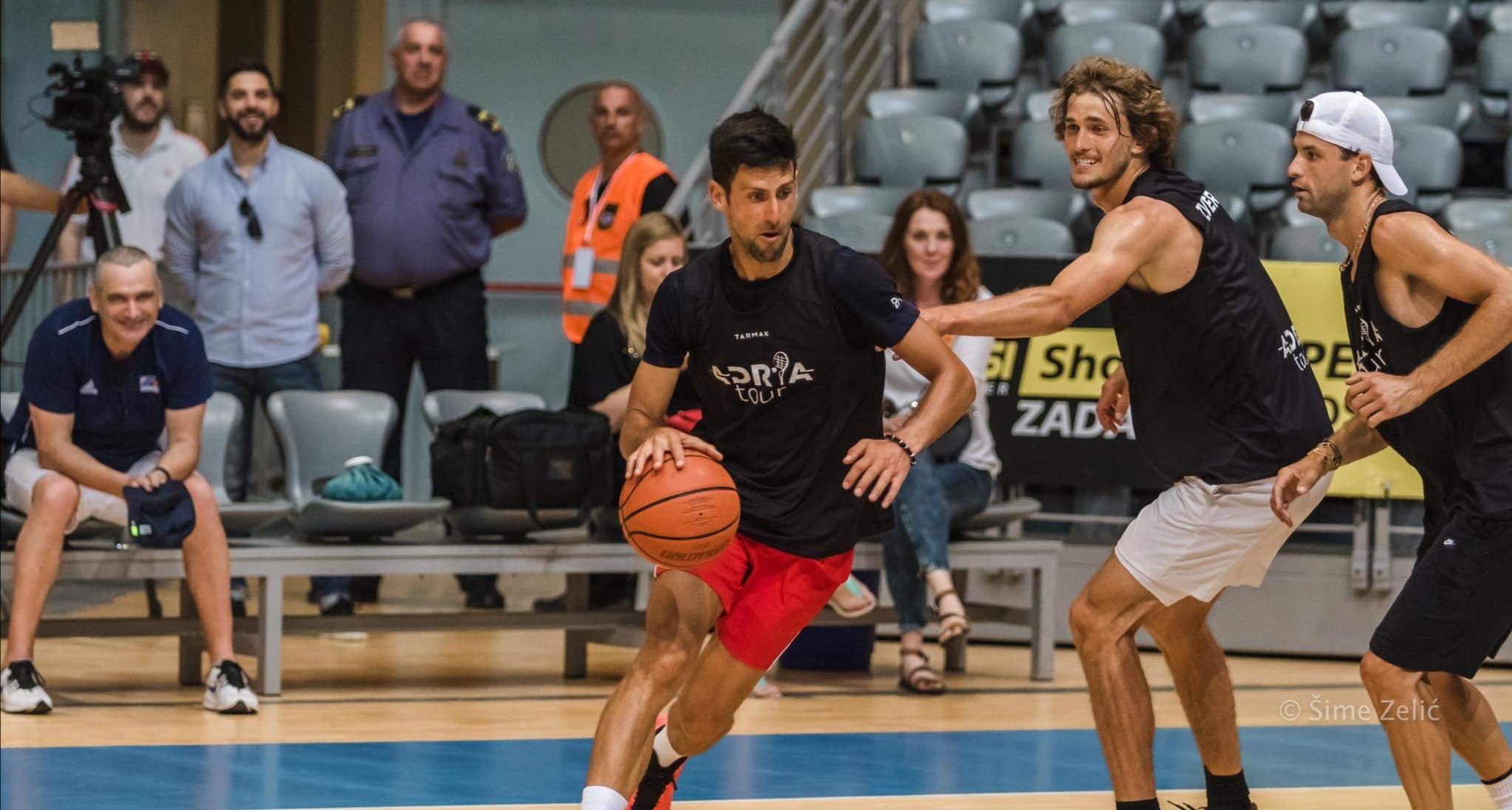 Revijalni susret košarkaša Zadra i svjetskih teniskih zvijezda u Krešinom domu