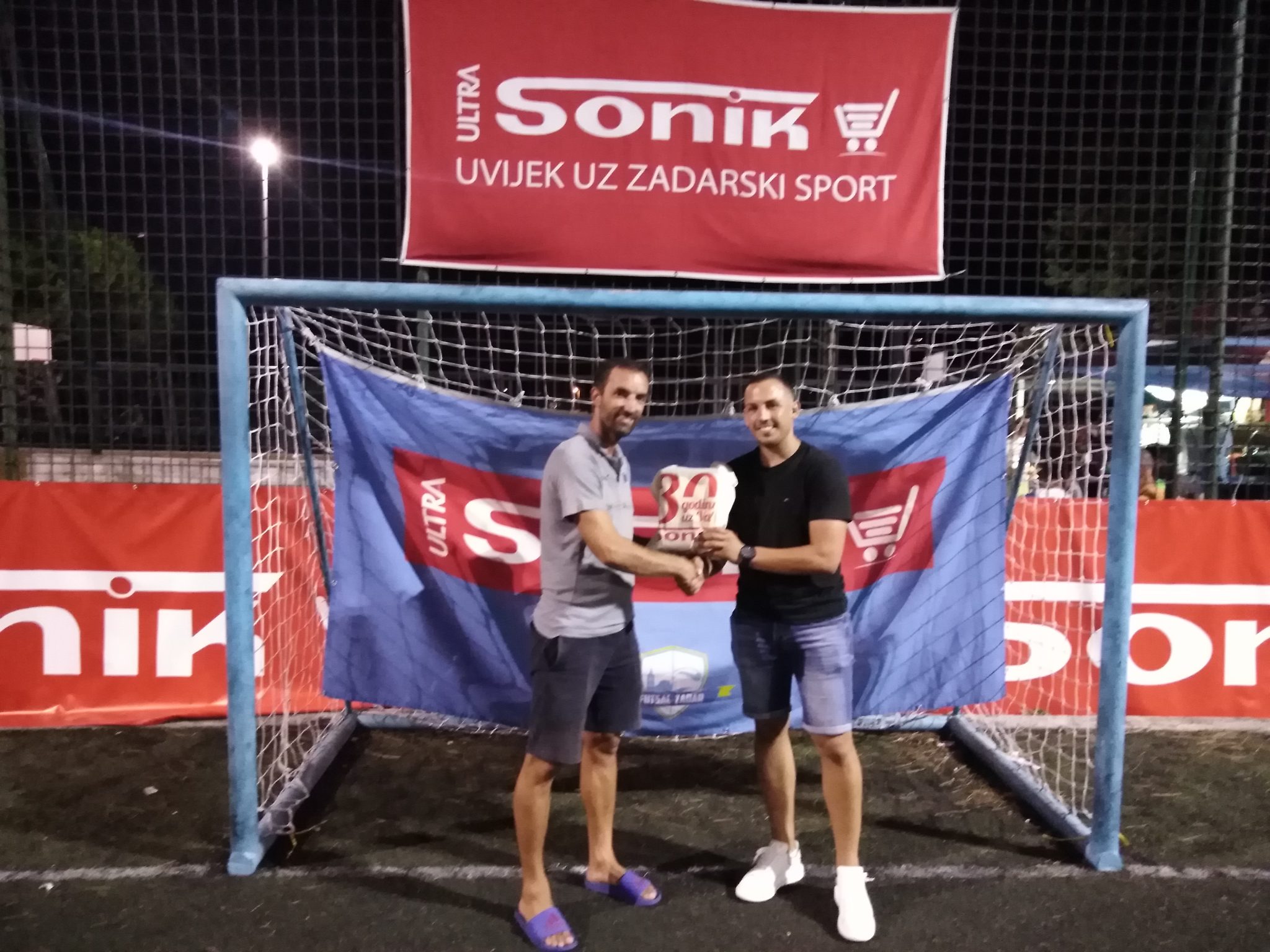 Dragan Župan dodijelio nagradu Stipi Dundoviću