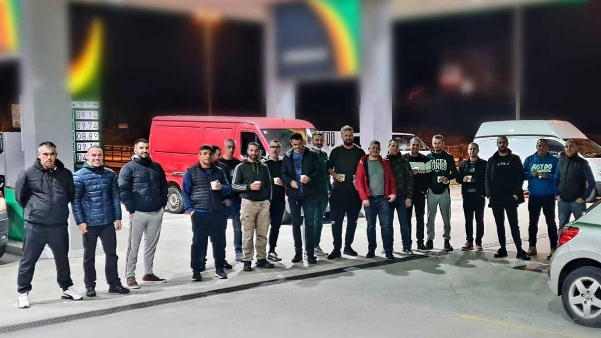 ZADRANI NA POTRESOM POGOĐENOM PODRUČJU “Stanje je doslovno ratno, kuće razrušene, ljudi na livadama…”