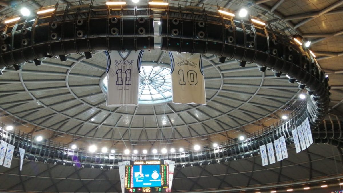 NEVJEROJATAN ČIN Iz Dvorane Krešimira Ćosića preko noći nestao “umirovljeni” dres Giuseppea Giergie