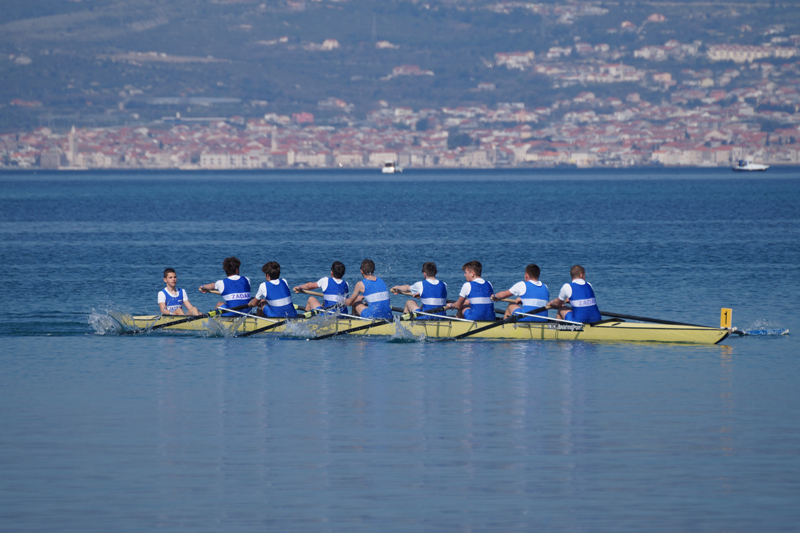 1. REGATA KUPA DALMACIJE Petnaest medalja veslača Jadrana