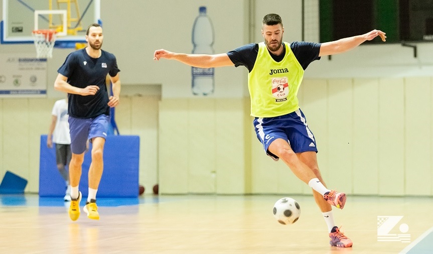 KAO ’86 Košarkaši Zadra uoči borbe za naslov prvaka zaigrali – nogomet!