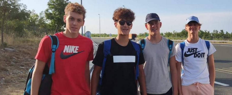 ZLATNI KADETI Karlo Ražov, Livio Antić, Bartol Košta i Ante Donđivić u kampu HVS-a