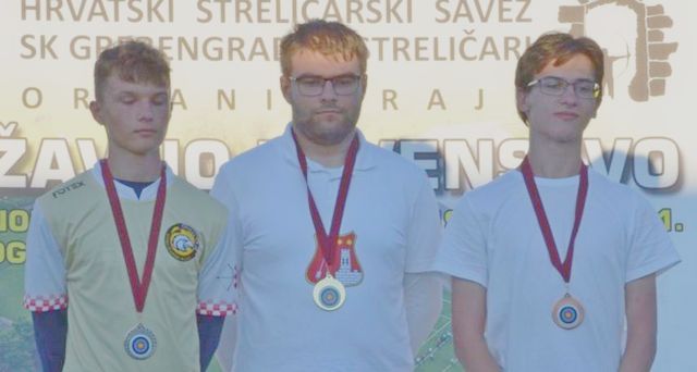 STRELIČARSKI KLUB ZADAR Luka Škara osvojio broncu na PH u Novom Marofu