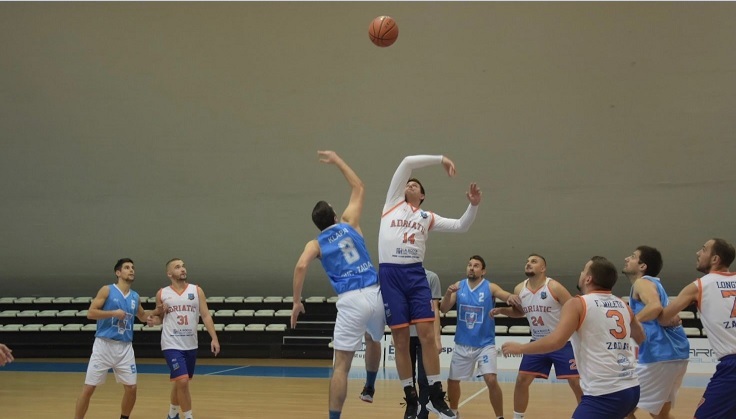 POČEO LIKAR KROMBACHER Uvjerljive pobjede Puntamičana i Ballersa