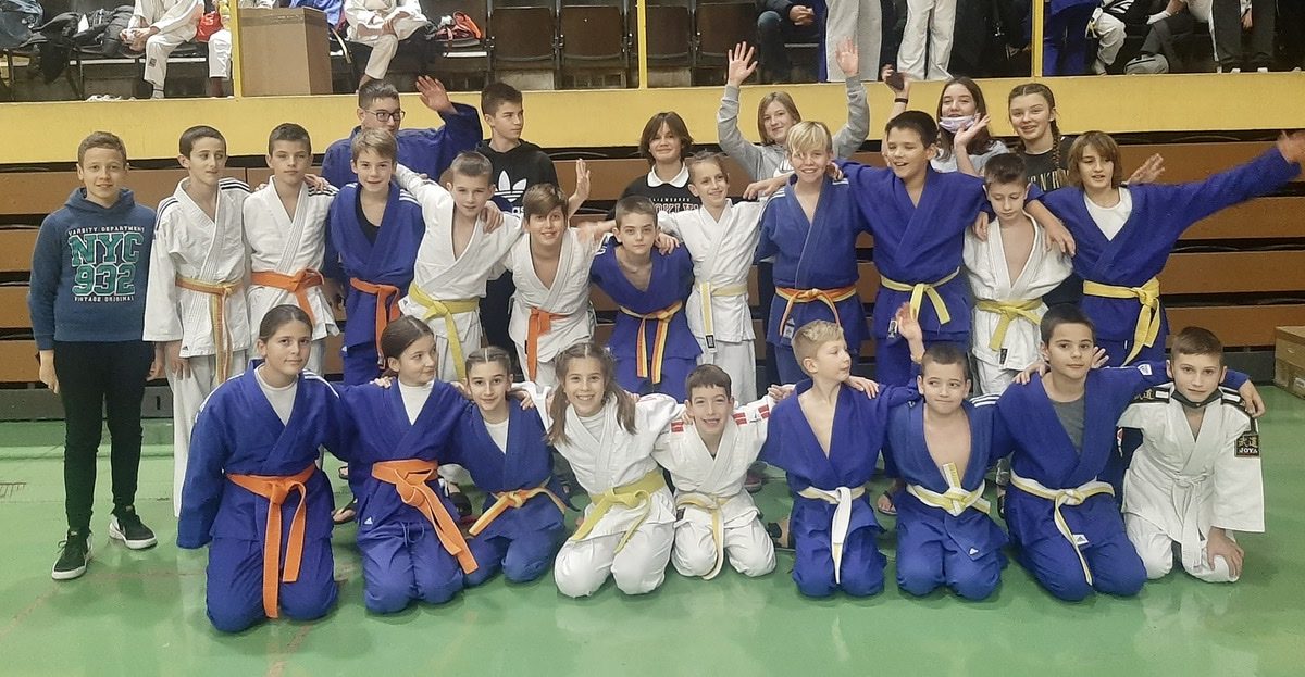 BOŽIĆNI JUDO TURNIR Žetva medalja JK Zadar u Splitu