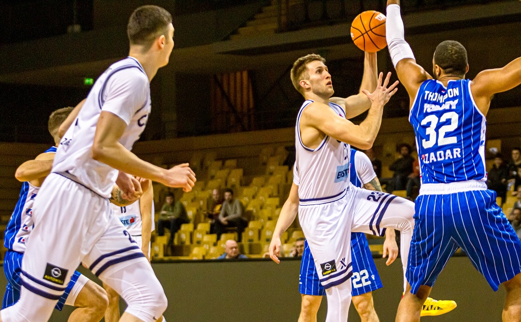 NIŠTA OD OBRANE KUPA Cibona povela 16-2 i otišla u finale