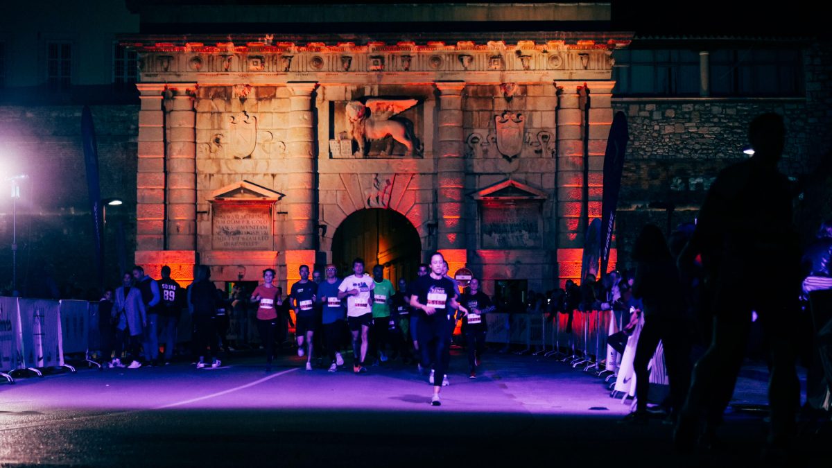Zadar Night Run 2022 – još samo 20 dana do velikog trkačkog spektakla