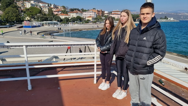 PLIVAČKI KLUB JADERA Niz osobnih rekorda na 13. plivačkom mitingu “Victoria-Primorje”