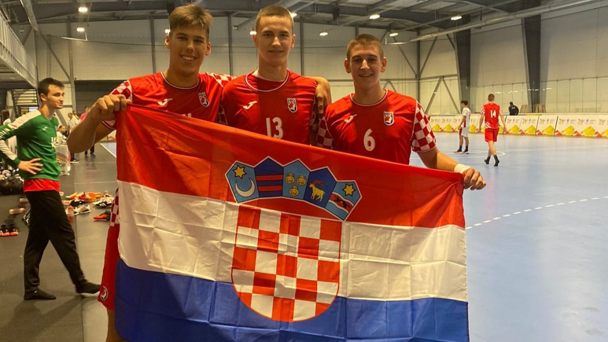 OLIMPIJSKE IGRE MLADIH Hrvatska na zadarski pogon (Grbić, Hromin, Dujmović) izborila plasman u polufinale