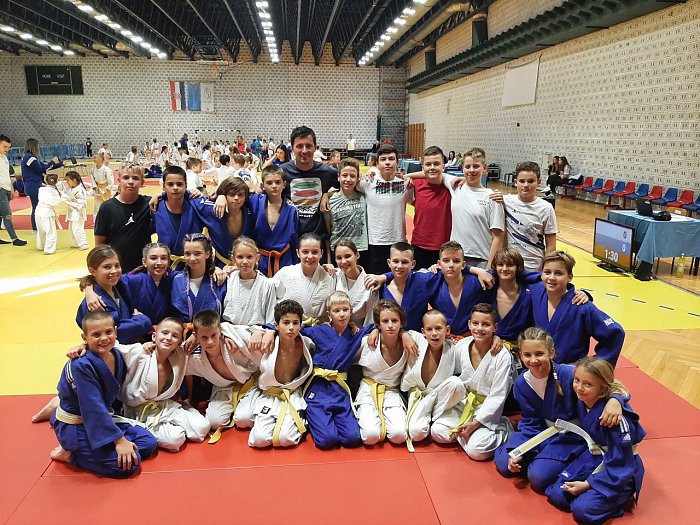 JUDO KLUB ZADAR Odlični nastupi na Dalmatinskom super kupu u Splitu!