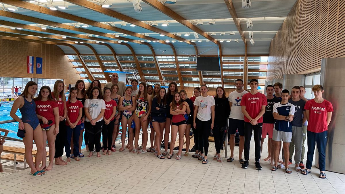 PLIVAČKI KLUB ZADAR Ana Burazer, Rita Herceg, Hana Sivec i Lovre Dellavia – prvaci Regije 1