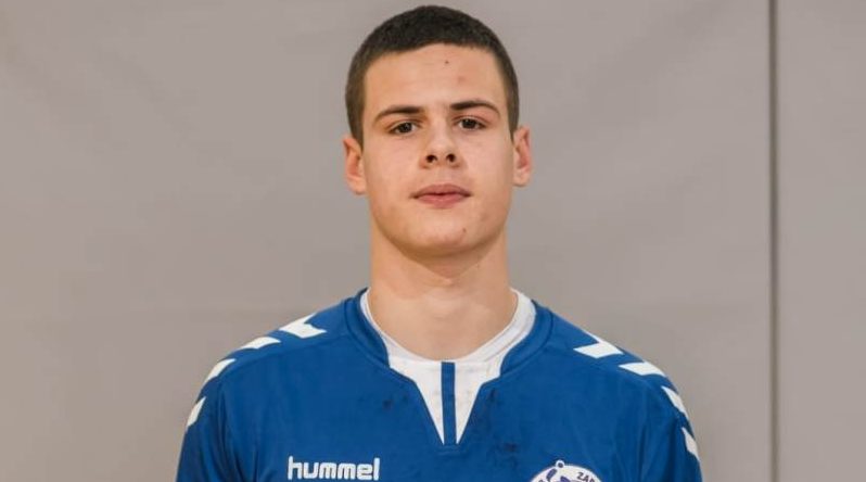 ODLAZAK IZ RK ZADAR 1954 Lovre Korljan novi je igrač Rukometnog kluba Ribola Kaštela