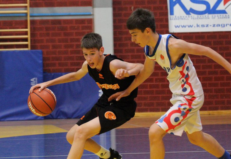 Škola košarke Zadar U12 za broncu na Otvorenom PH igra protiv Larusa