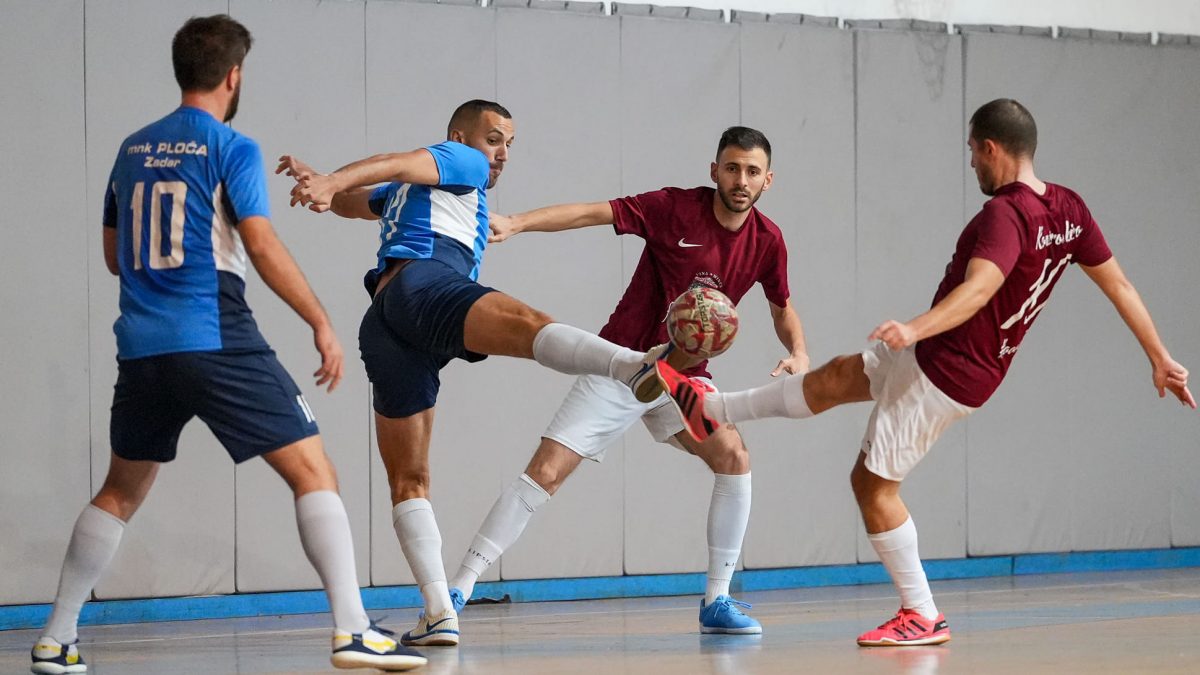 FUTSAL LIGA ZADAR Varoš ZDC podebljala prednost na vrhu, prvi bod Brodarice, nevjerojatan preokret Stanova