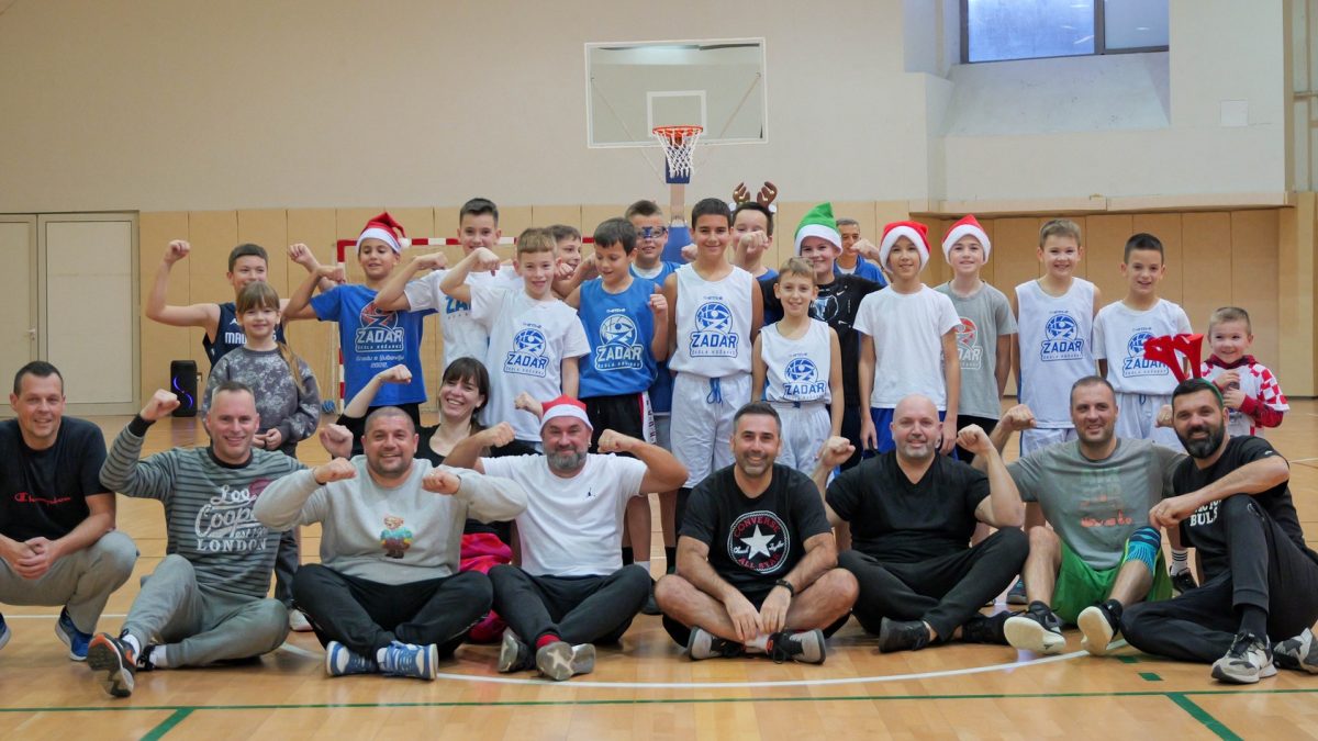 Božićno druženje u Školi košarke Zadar