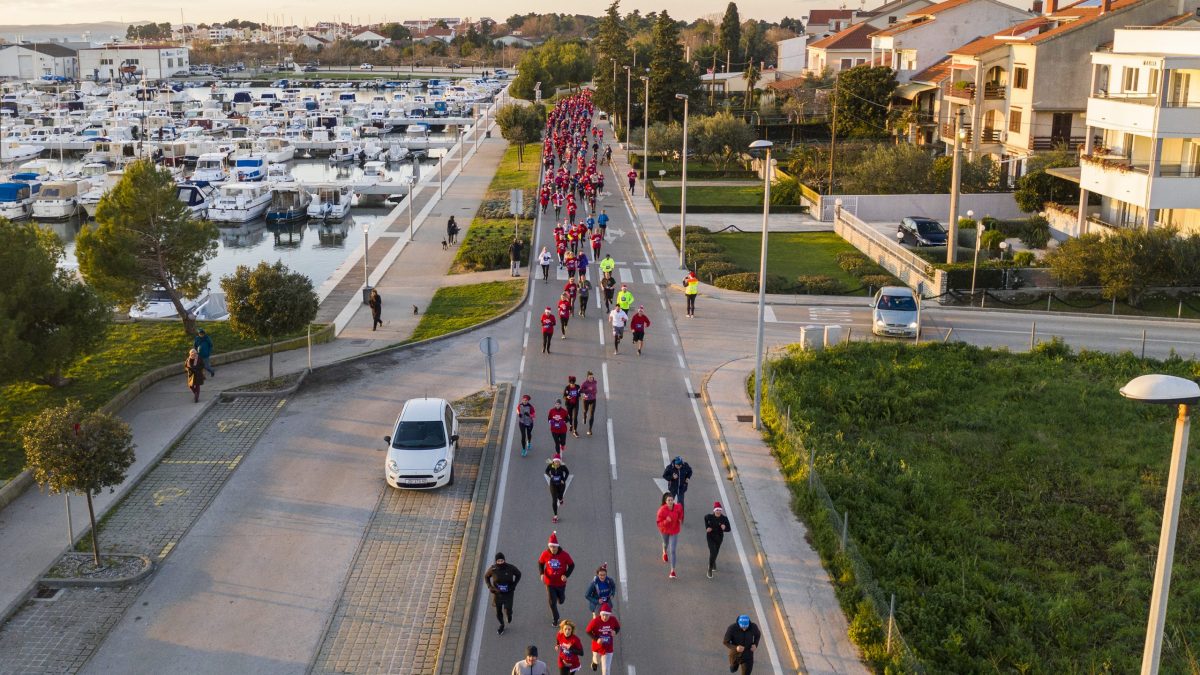 ZADAR CHRISTMAS RUN Trčite, zabavite se i napravite dobro djelo!