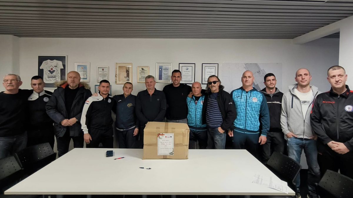 BOŽIĆNI POKLON HBS-A Zadarskim klubovima na korištenje natjecateljski ring
