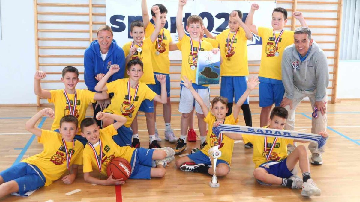 BRAVO DEČKI Škola košarke Zadar do 11 godina viceprvak Dalmacije i odlazi na završnicu PH!