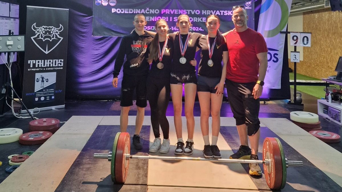 DIZAČKI KLUB ZADAR Državni prvaci Lejla Lidijan, Joso Šikić te Ria i Venci Longin!