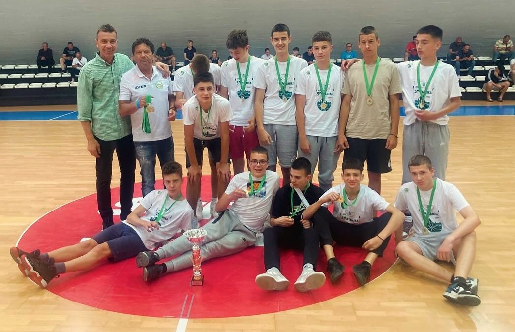KK OPUS PUNTAMIKA Medalje i pehari kadetima i pretkadetima za osvojena prva mjesta