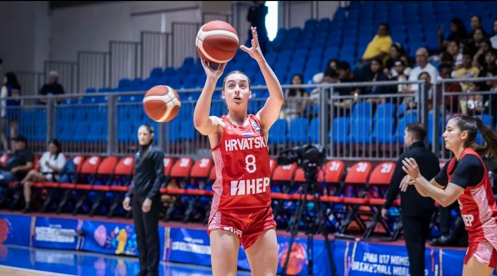 ZADNJE PROVJERE UOČI EURA Po 13 koševa Lole Stipić u dva ogleda s Irskom!