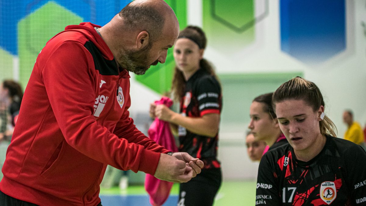 FUTSAL SUPER CHICKS Luka Marinović: “Vjerujem u cure i borbu za medalje”