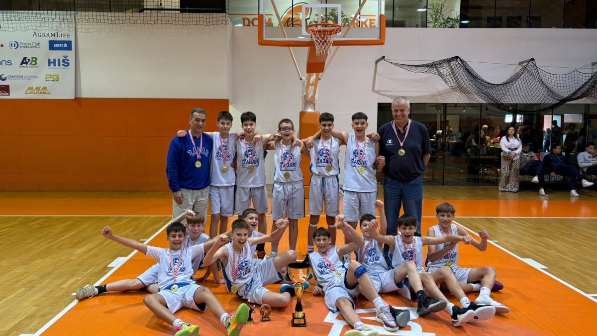 REZIME 2025. ŠKOLE KOŠARKE ZADAR Godina rasta, medalja i prvih koraka na terenu!