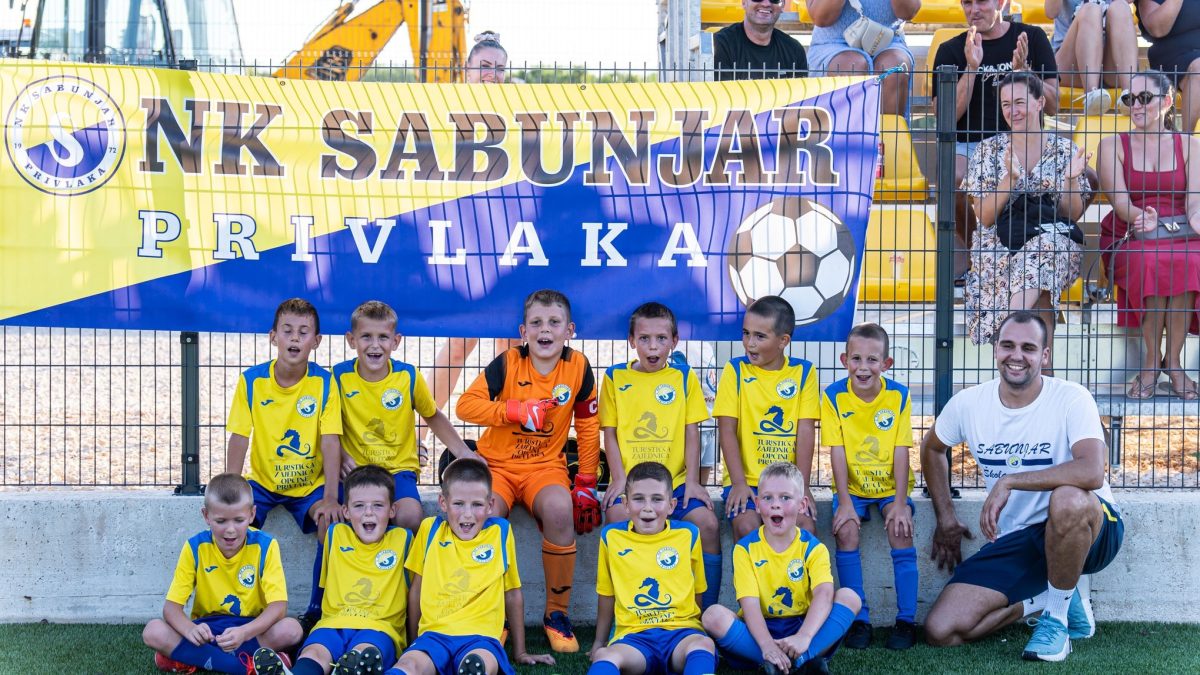 1. SABUNJAR KUP Slavlje tića HNK Zadar i papalina NK Velebit!
