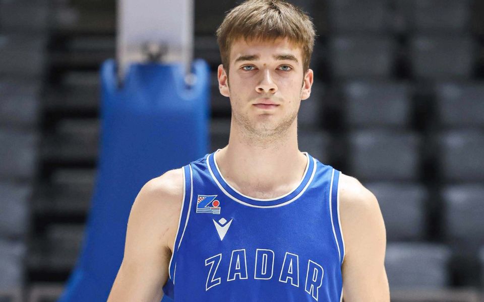 OMLADINSKI POGON Mladi Karlo Obradović potpisao višegodišnji ugovor s KK Zadrom