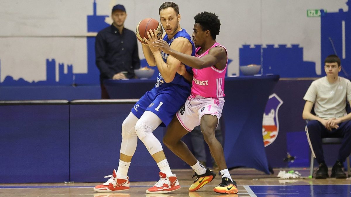 Zadrani u dramatičnoj završnici izgubili u Beogradu kod Mege