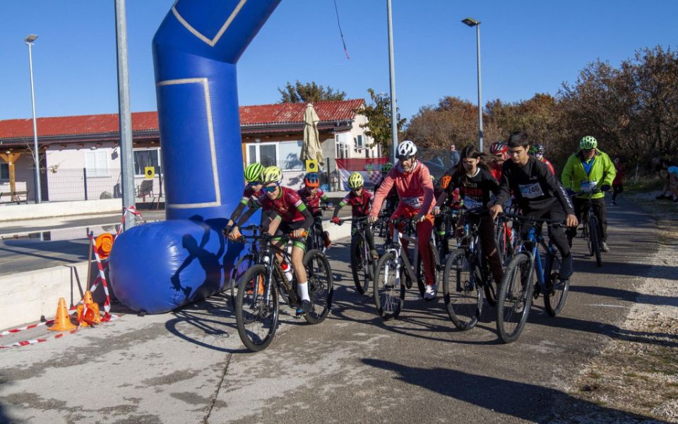 SUBOTA U POLIČNIKU Sportski događaj koji spaja atletiku i biciklizam dogurao do 28. izdanja