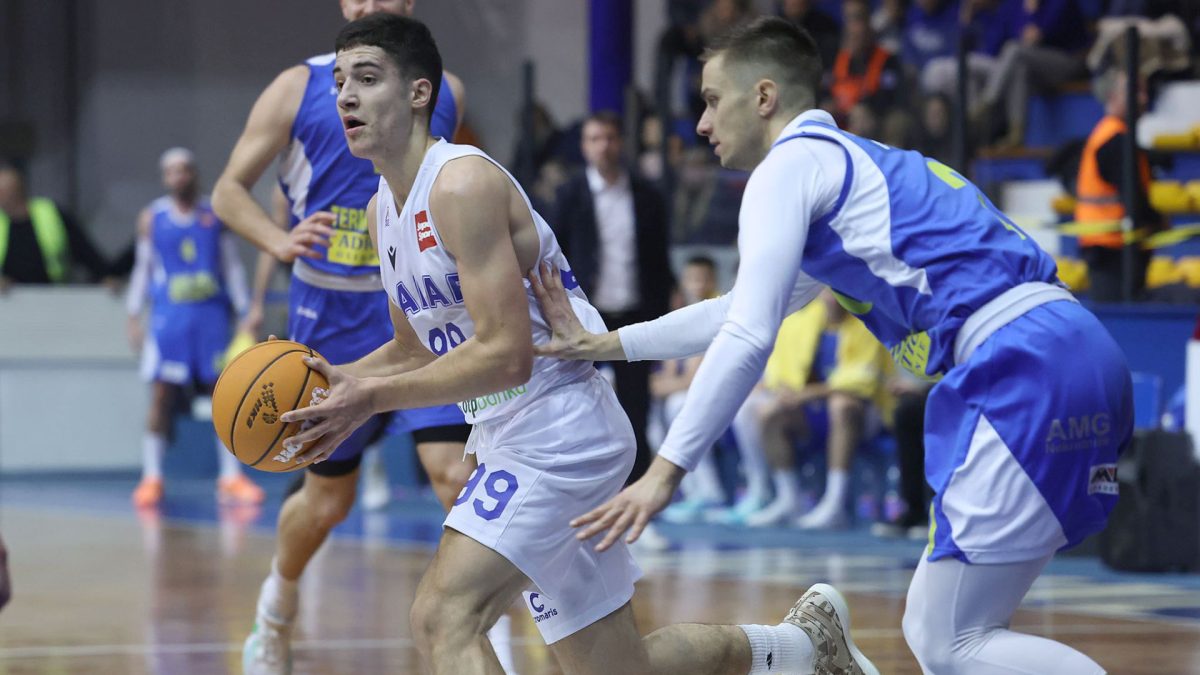 FEŠTA U HRAMU KOŠARKE Zadar razbio Zabok, zablistao Toni Torbarina