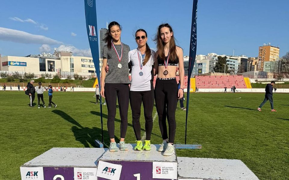 AK ALOJZIJE STEPINAC Troje atletičara na dva natjecanja osvojilo 10 medalja