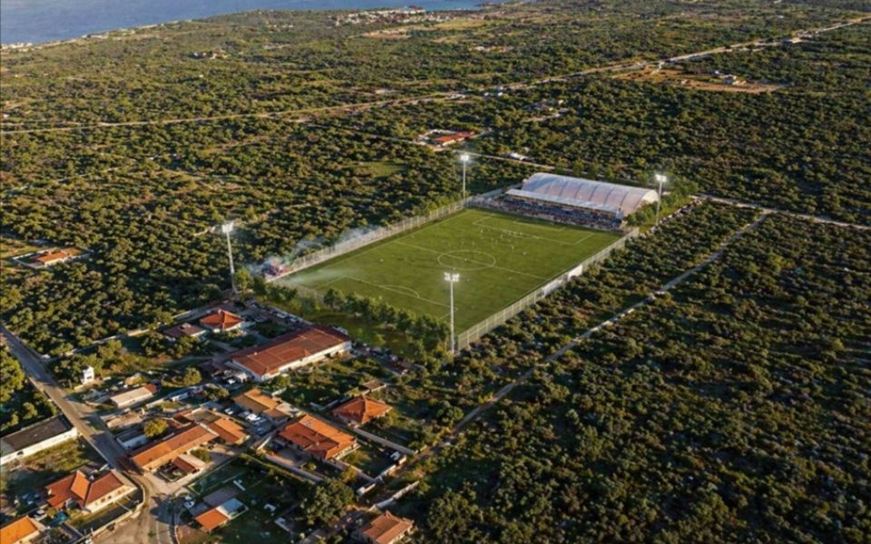 30 GODINA NŠK SV. MIHOVIL Priča o obitelji, otočnom dišpetu i  stvaranju zajednice