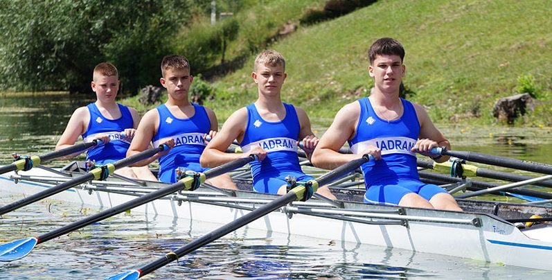 VESLAČKI KLUB JADRAN Osam medalja na Jumbo regati!