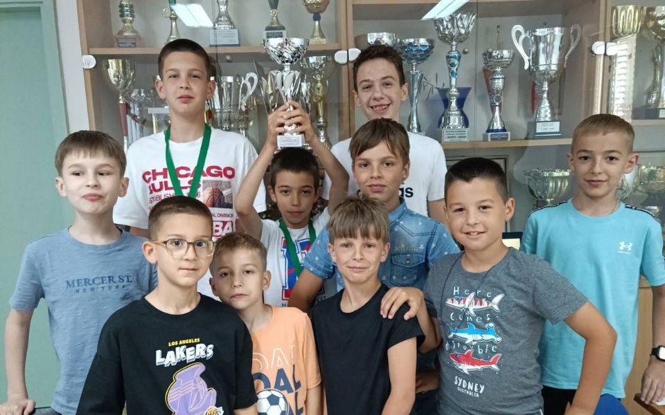 ŠK GORAN BIBINJE Održan turnir za kraj školske godine, sve je veći broj polaznika škole šaha