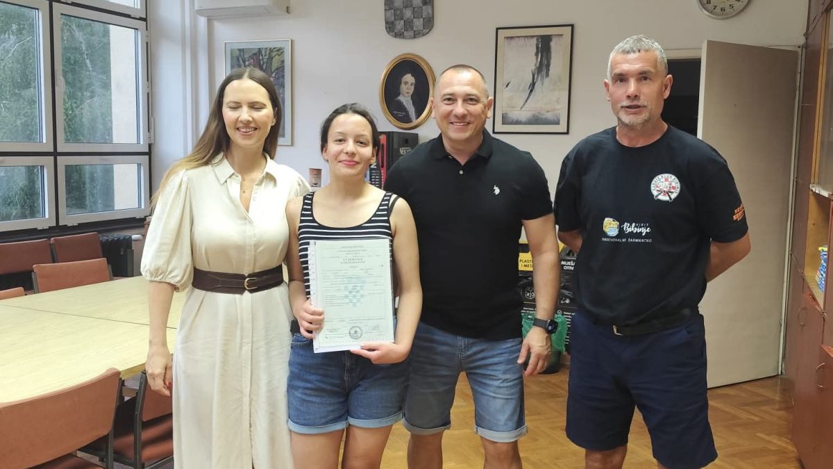 KARATE KLUB BIBINJE Lana Sorić prva kvalificirana trenerica u povijesti kluba!