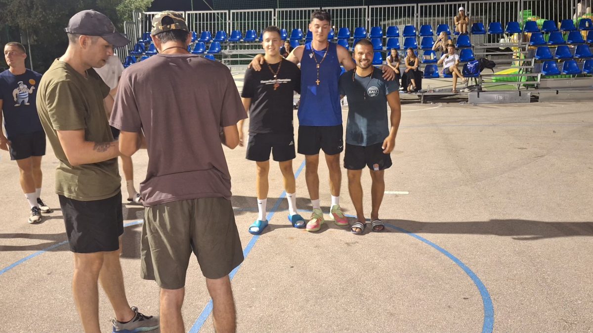 KOŠ ZA ONE KOJIMA JE NAJPOTREBNIJI: Brodarica spojila basket, svjedočanstva i humanost!