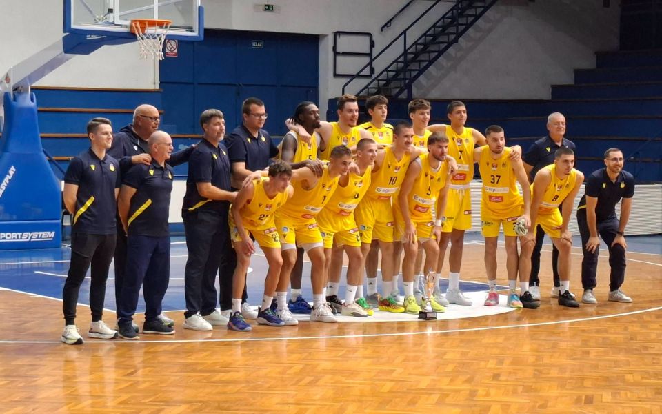 KUP KREŠIMIR ĆOSIĆ Jazine pobjednici regije jug, izborili plasman među 16 najboljih u državi