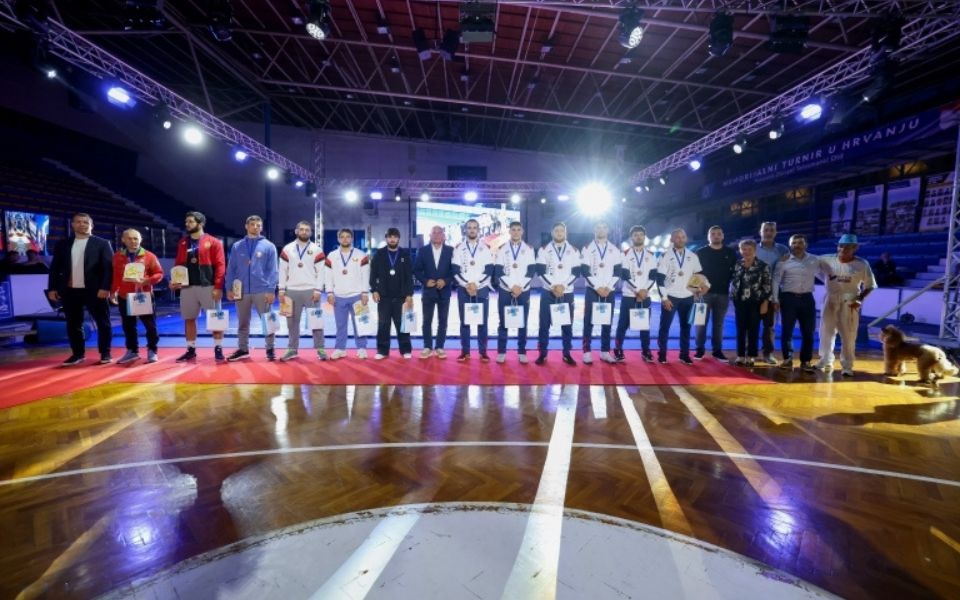 U ČAST LEGENDI U Jazinama održan 2. Memorijalni turnir u hrvanju “Danijel Telesmanić Did”