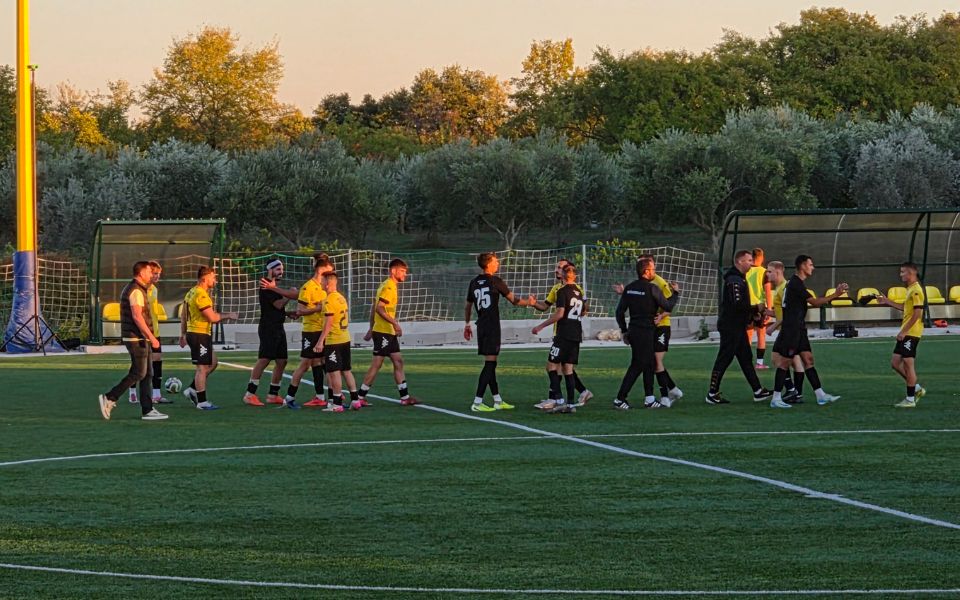 1. ŽNL Derbi Abecede i Škabrnje, nakon 16 kartona, završio stiskom ruke