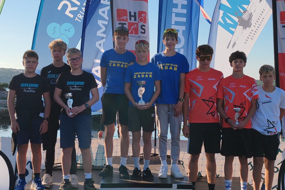 HRVATSKA TRIATLON LIGA Mladi Zadrani osvojili pojedinačno zlato i srebro te momčadsko zlato